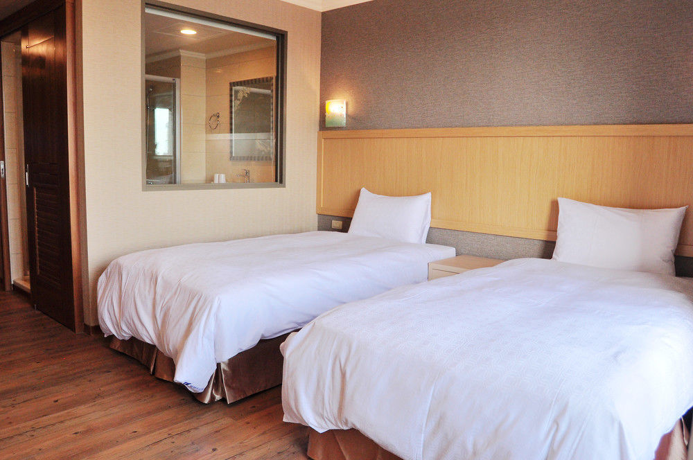 Fish Hotel-Pingtung מראה חיצוני תמונה