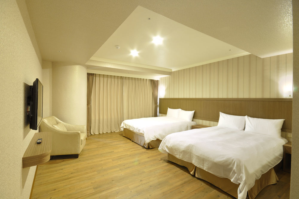 Fish Hotel-Pingtung מראה חיצוני תמונה