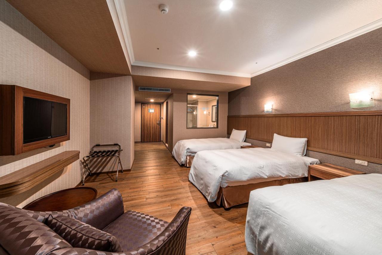Fish Hotel-Pingtung מראה חיצוני תמונה