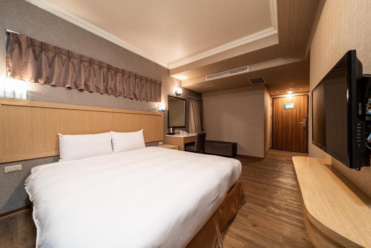 Fish Hotel-Pingtung מראה חיצוני תמונה
