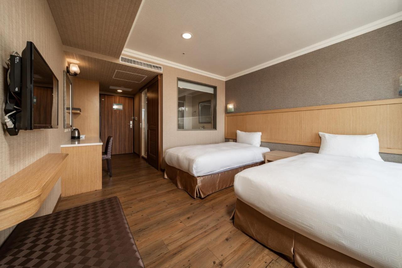 Fish Hotel-Pingtung מראה חיצוני תמונה