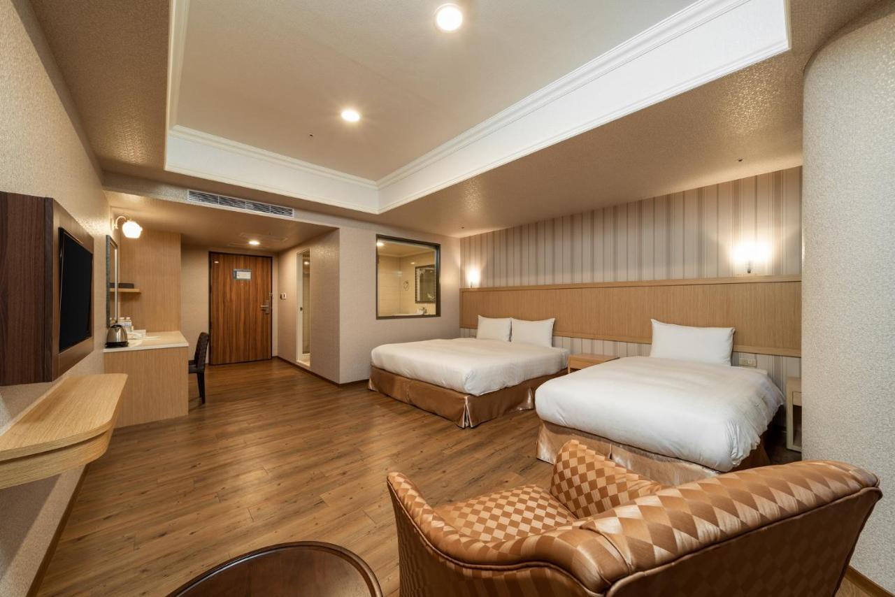 Fish Hotel-Pingtung מראה חיצוני תמונה